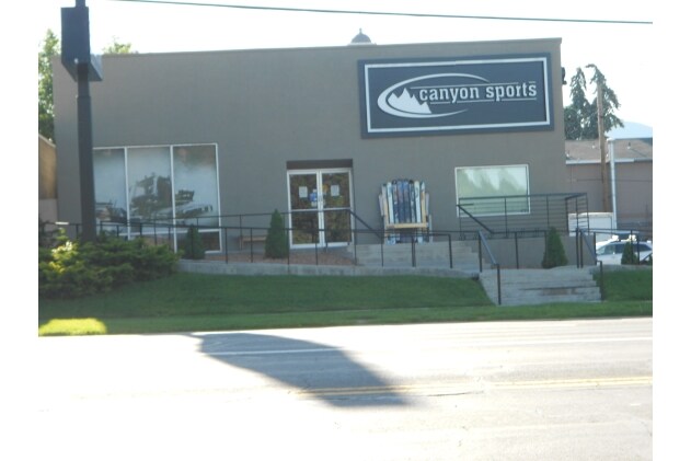 More Photos Of 517 S 200 W, Salt Lake City Freestanding For Lease