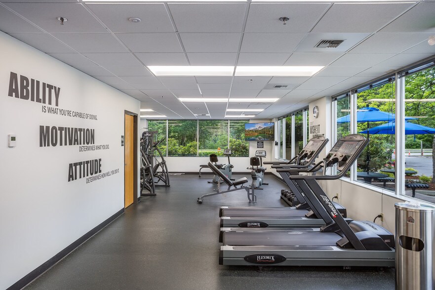 More Photos Of 1131 SW 7th St, Renton Unknown For Lease