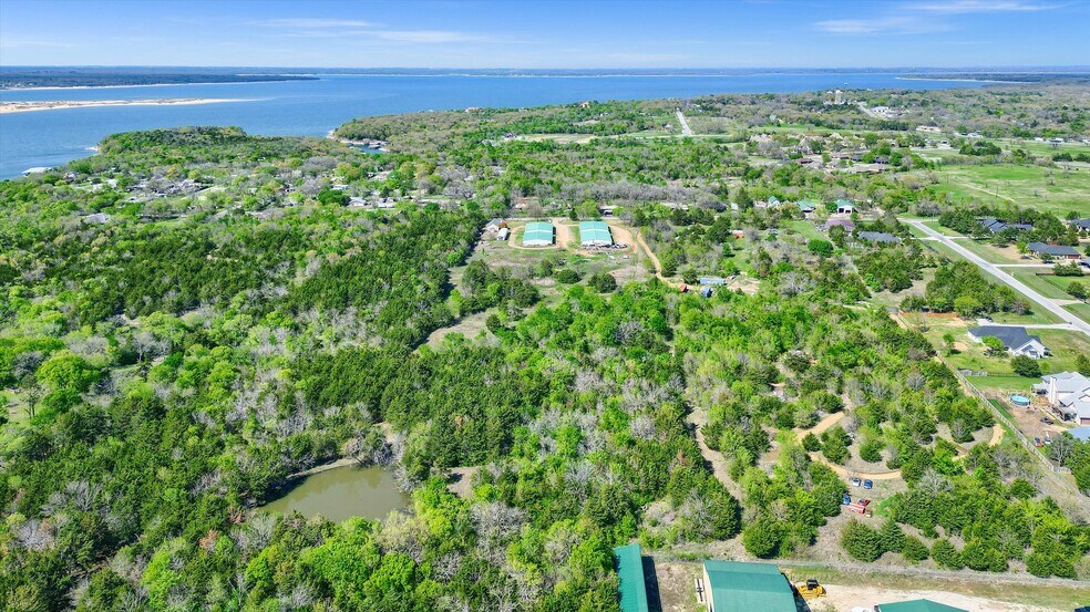 More Photos Of 470 Lazy Acres Cir, Pottsboro Self Storage For Sale