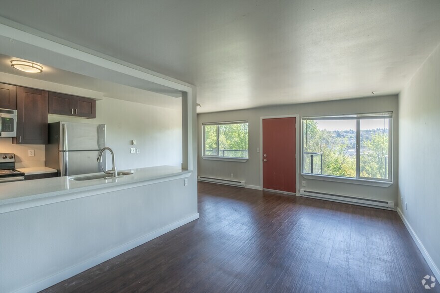 More Photos Of 2515 Thorndyke Ave W, Seattle Multifamily For Sale