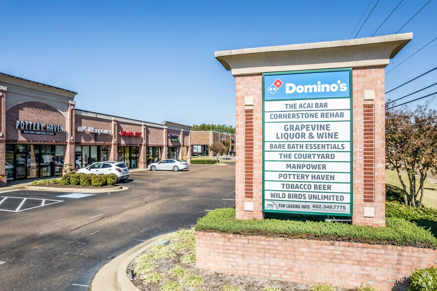 More Photos Of 5847 Getwell Rd, Southaven Storefront For Lease