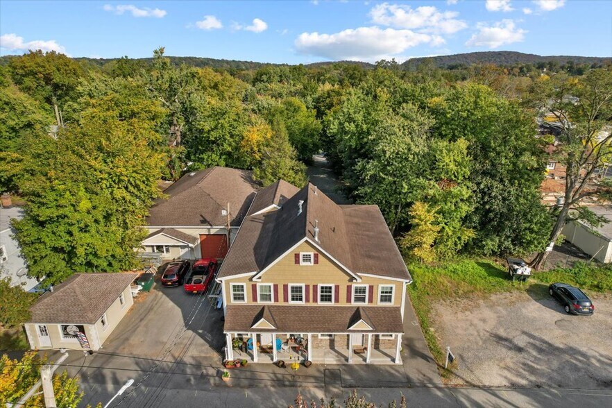 More Photos Of 10 Burnside Ave, Congers Apartments For Sale