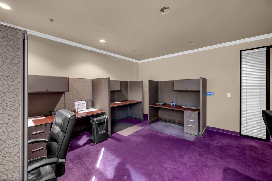 More Photos Of 9721 Kent St, Elk Grove Warehouse For Sale
