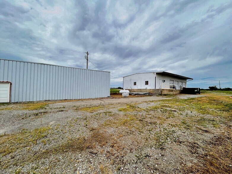 More Photos Of 120 W Peak Blvd, Muskogee Freestanding For Sale