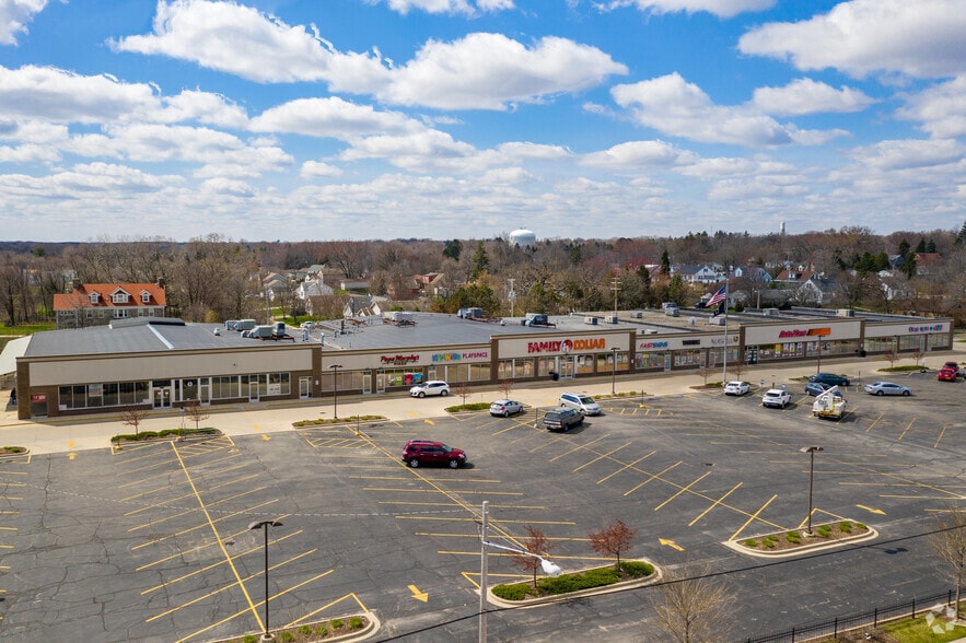 More Photos Of 4623 75th St, Kenosha Unknown For Lease