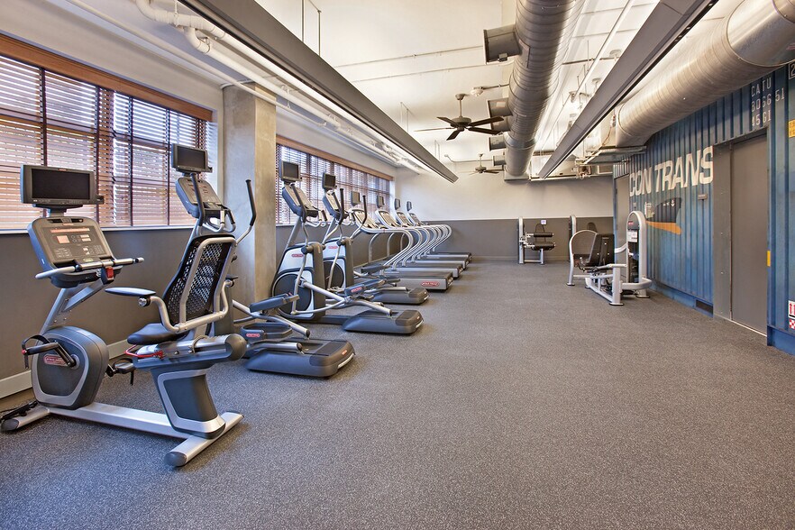 More Photos Of 2112 8th St NW, Washington Apartments For Lease