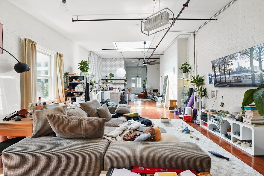 More Photos Of 196 Morgan St, Jersey City Apartments For Sale