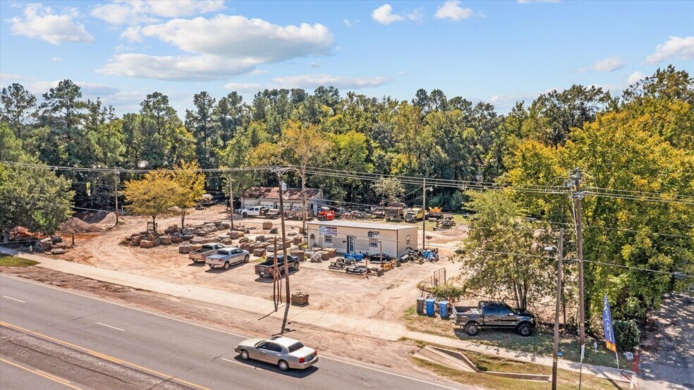 More Photos Of 1214 E Denman Ave, Lufkin Office For Sale