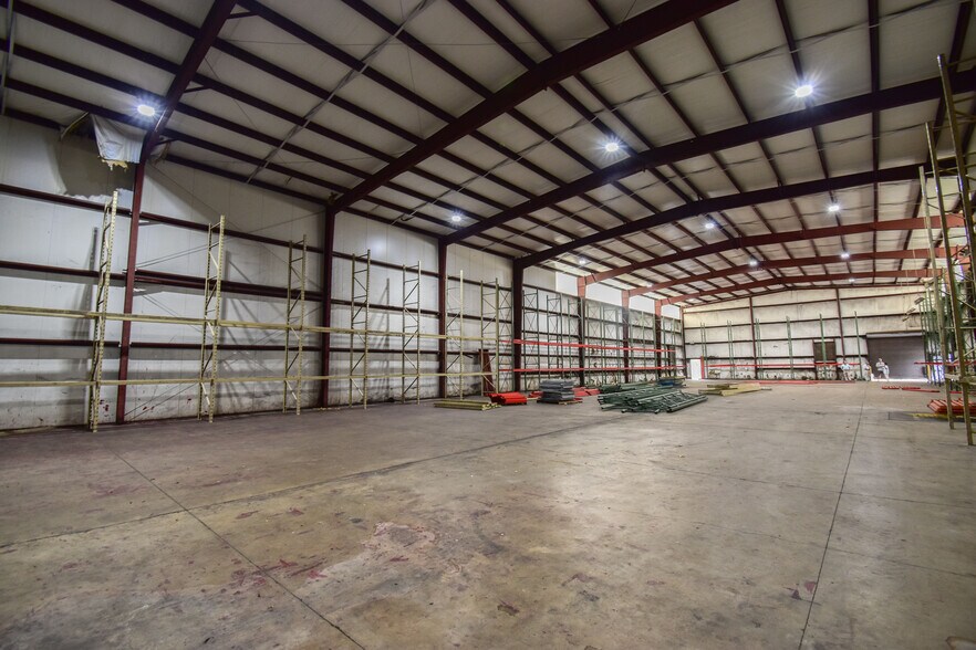 More Photos Of 912 29th Ave, Tuscaloosa Warehouse For Sale