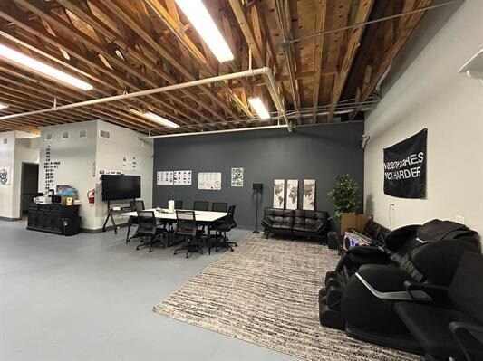 More Photos Of 8218 Casa Verde Rd, Laredo Office For Sale