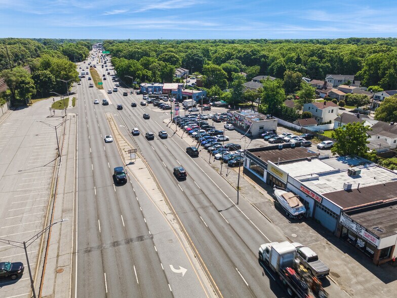 More Photos Of 2846 Sunrise Hwy, Bellmore General Retail For Sale