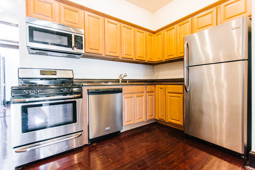 More Photos Of 1450 Greene Ave, Brooklyn Apartments For Sale