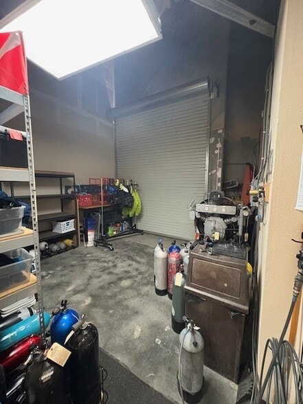 More Photos Of 42225 Remington Ave, Temecula Distribution For Sale