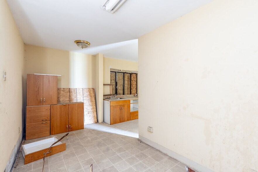 More Photos Of 628 9th St, Niagara Falls Apartments For Sale