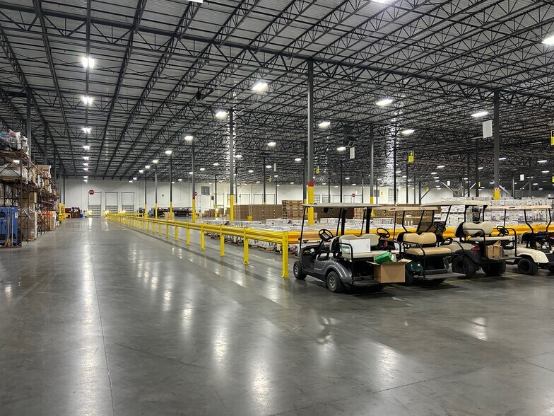 More Photos Of 350 Morgan Lakes Industrial Blvd, Pooler Distribution For Lease