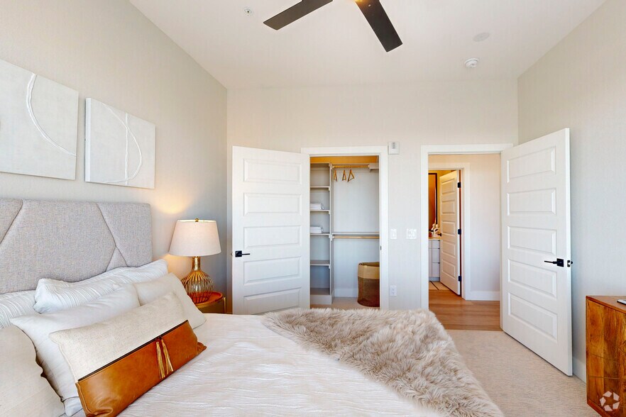 More Photos Of 2600 Wewatta way, Denver Apartments For Lease