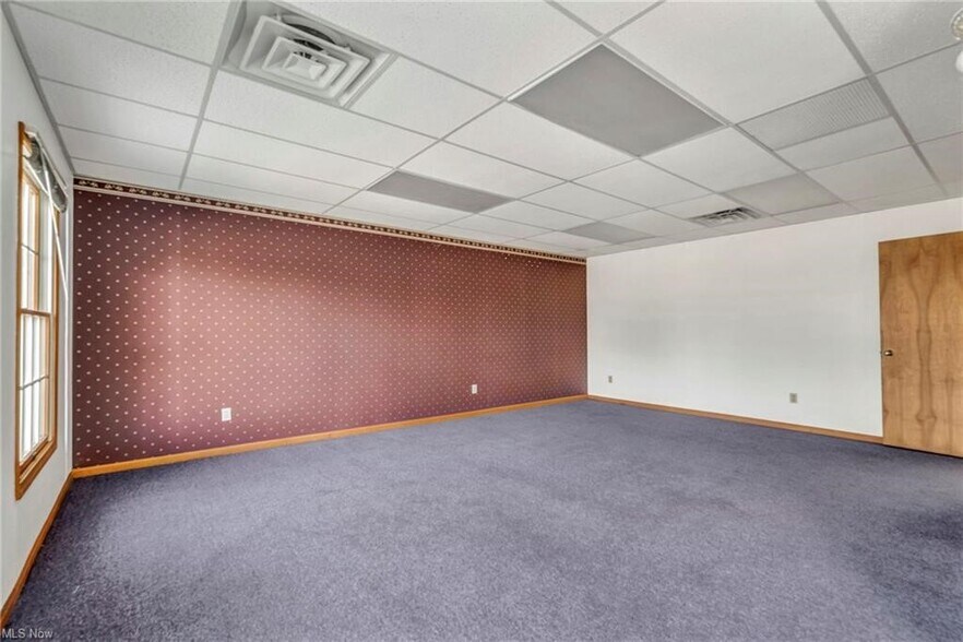 More Photos Of 33398 Walker Rd, Avon Lake Office For Sale
