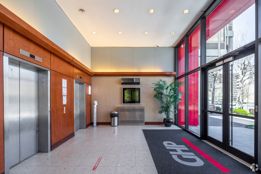More Photos Of 170 Hamilton Ave, White Plains Office For Lease