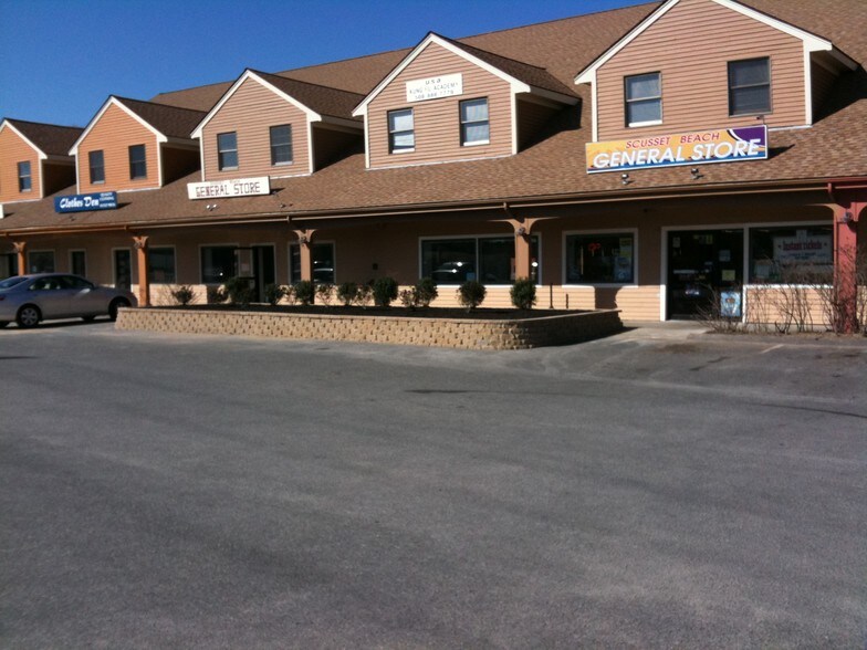 Primary Photo Of 41 Meetinghouse Ln, Sagamore Beach Storefront Retail Office For Lease