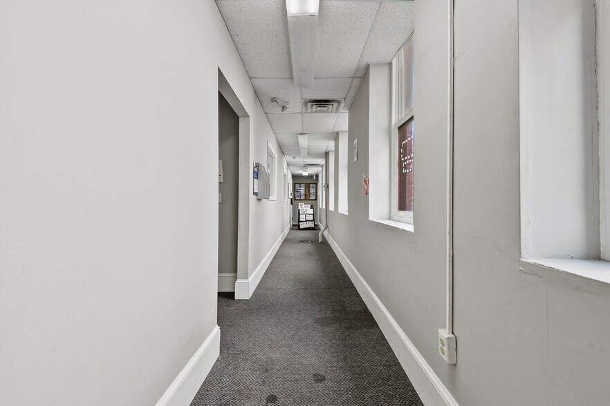 More Photos Of 5 Dover St, New Bedford Office Residential For Sale