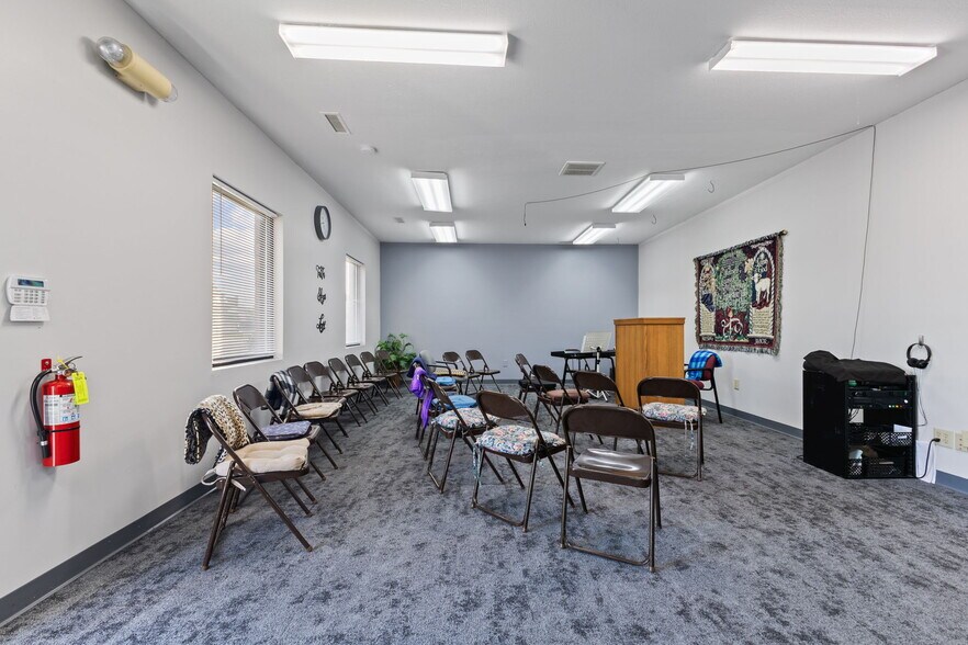 More Photos Of 5195 Commerce Cir, Indianapolis Industrial For Sale