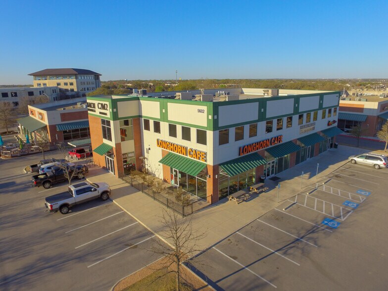 More Photos Of 5602 W Hausman Rd, San Antonio Freestanding For Lease