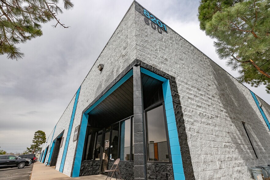 More Photos Of 8200 E Pacific Pl, Denver Unknown For Lease