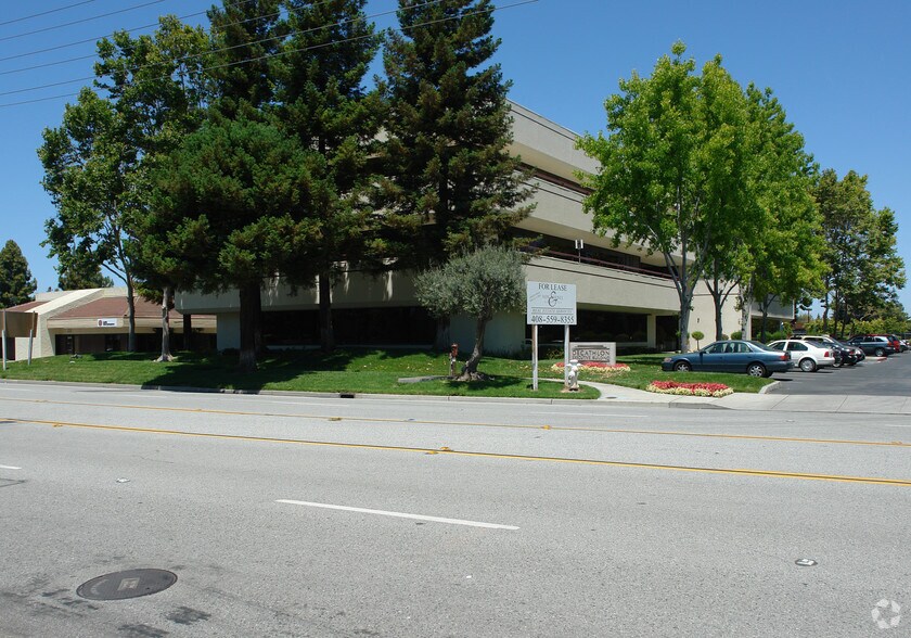 More Photos Of 3235 Kifer Rd, Santa Clara Office For Sale
