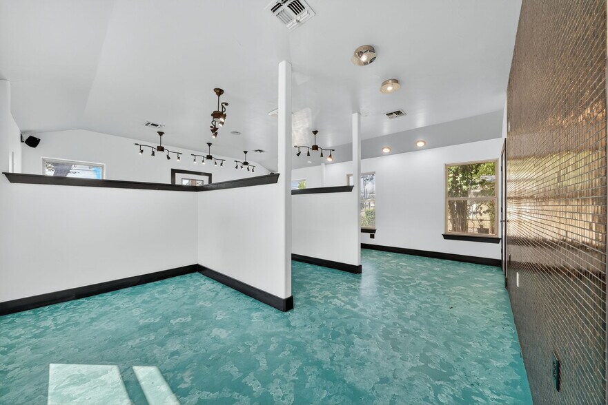 More Photos Of , Boerne Unknown For Sale