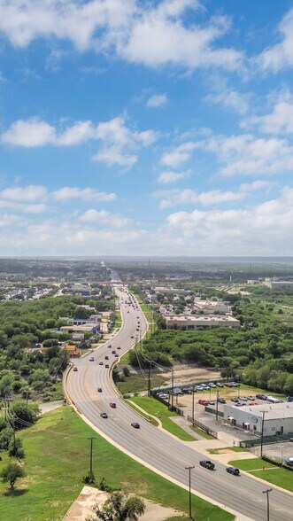 More Photos Of 5690 Easterling, San Antonio Warehouse For Sale