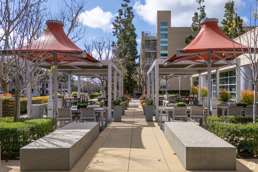 More Photos Of 120 Vantis, Aliso Viejo Office For Lease