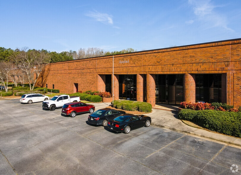 More Photos Of 7990 Second Flags Dr, Austell Unknown For Lease