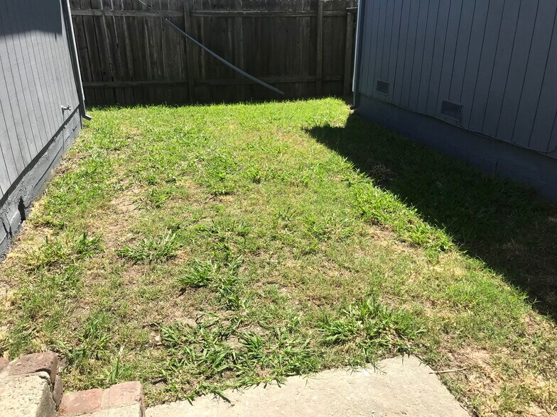 More Photos Of 510 Maple St, West Sacramento Apartments For Sale