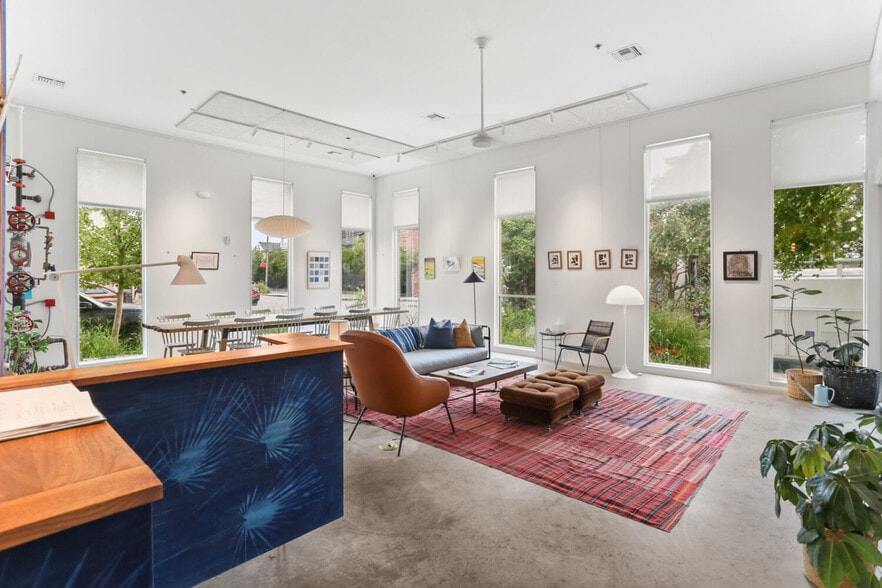 More Photos Of 1476 Magazine St, New Orleans Hotel For Sale