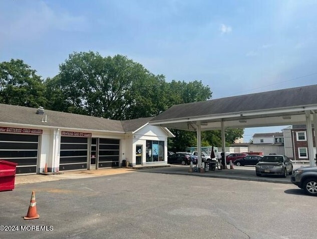 More Photos Of 305 Main St, Toms River Service Station For Sale