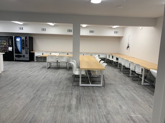 More Photos Of 12414 Dawn Rd, Houston Healthcare For Sale