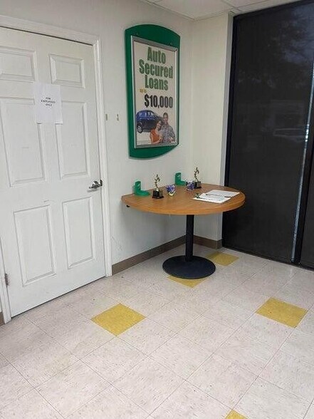 More Photos Of 136 St James Ave, Goose Creek Freestanding For Sale