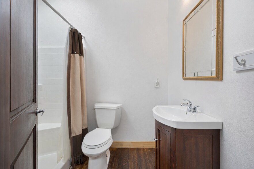 More Photos Of 40082 County Road 591, Jay Apartments For Sale