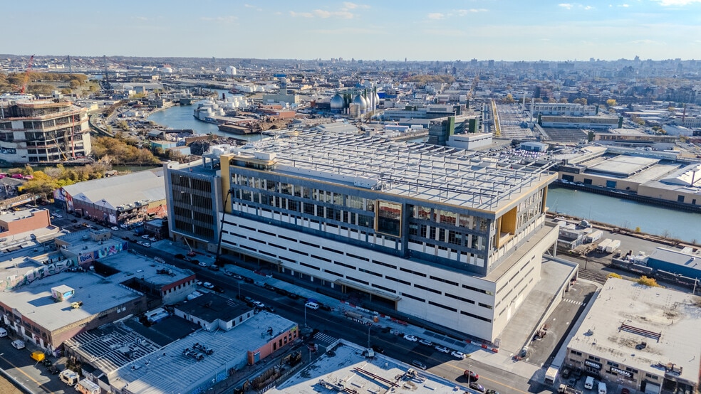 Primary Photo Of 2330 Borden Ave, Long Island City Warehouse For Lease