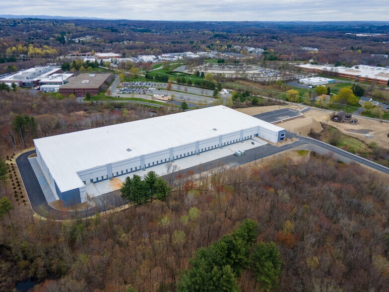 More Photos Of 384-386 South St, Shrewsbury Distribution For Lease