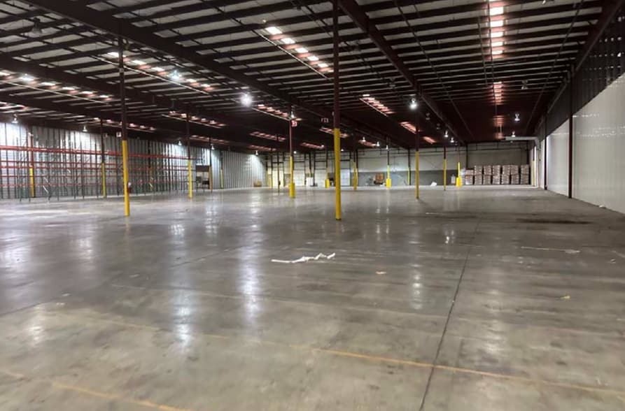More Photos Of 119 Northeast Dr, Loveland Warehouse For Sale