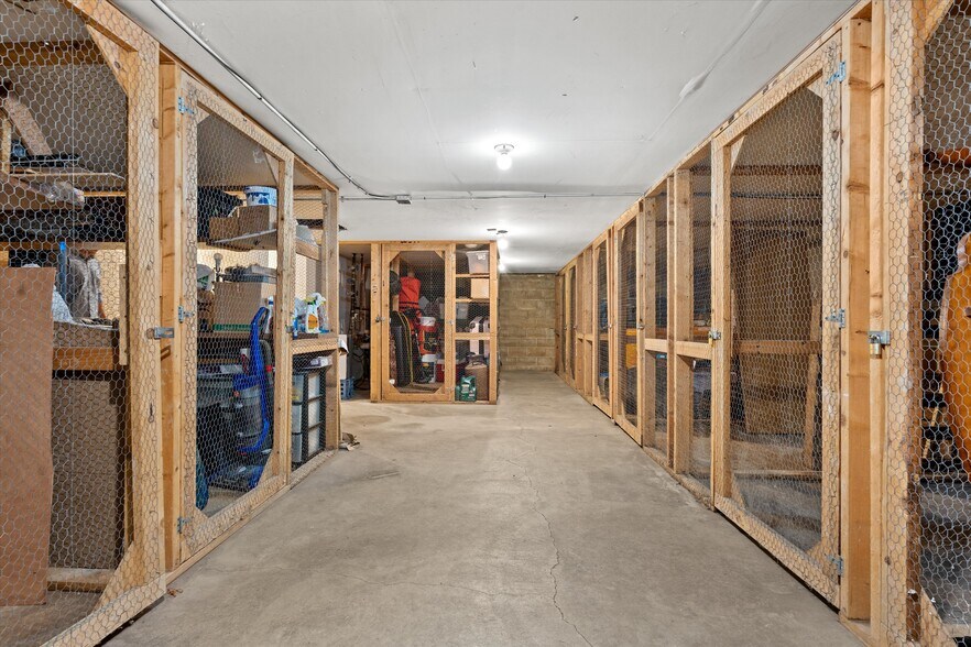 More Photos Of 643 Meadow Ln, Burlington Apartments For Sale