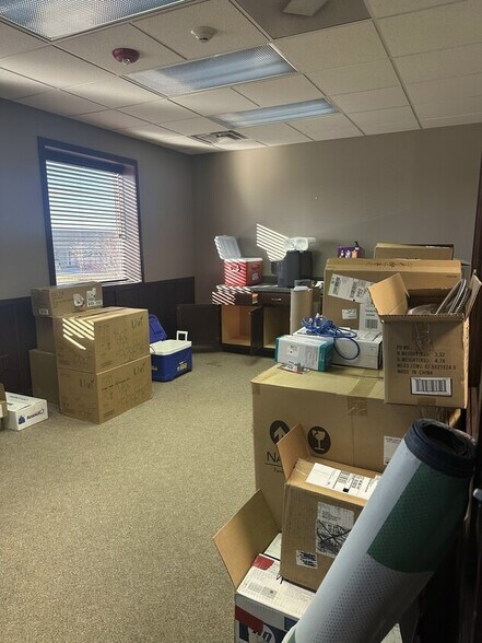 More Photos Of 18673 Dix Toledo, Brownstown Industrial For Lease