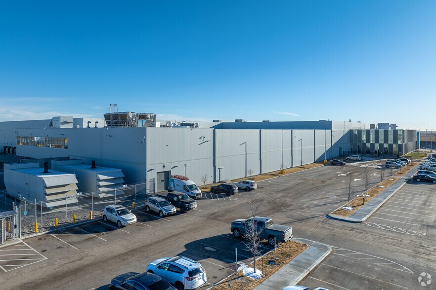 More Photos Of 260140 High Plains Blvd, Rocky View No 44 Distribution For Lease
