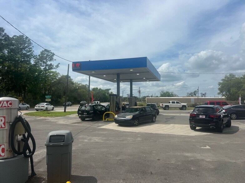More Photos Of 2581 Sun Acres Blvd, Auburndale Convenience Store For Sale
