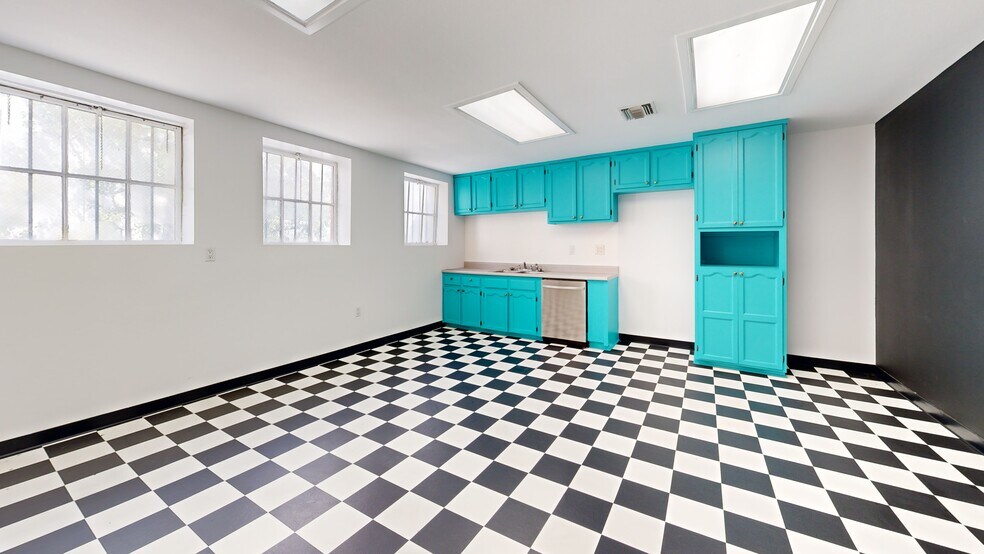 More Photos Of , Long Beach Unknown For Sale