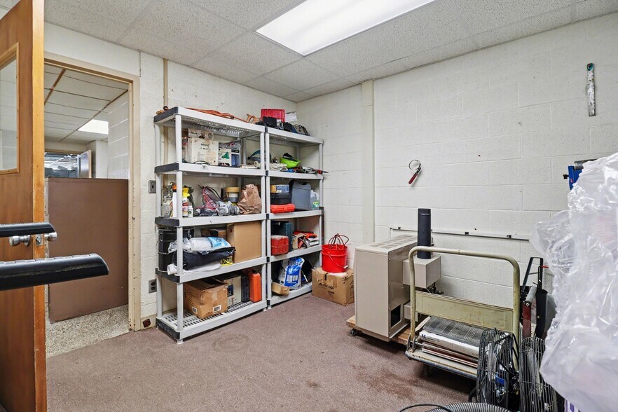 More Photos Of 3301 Green St, Shelby Industrial For Sale