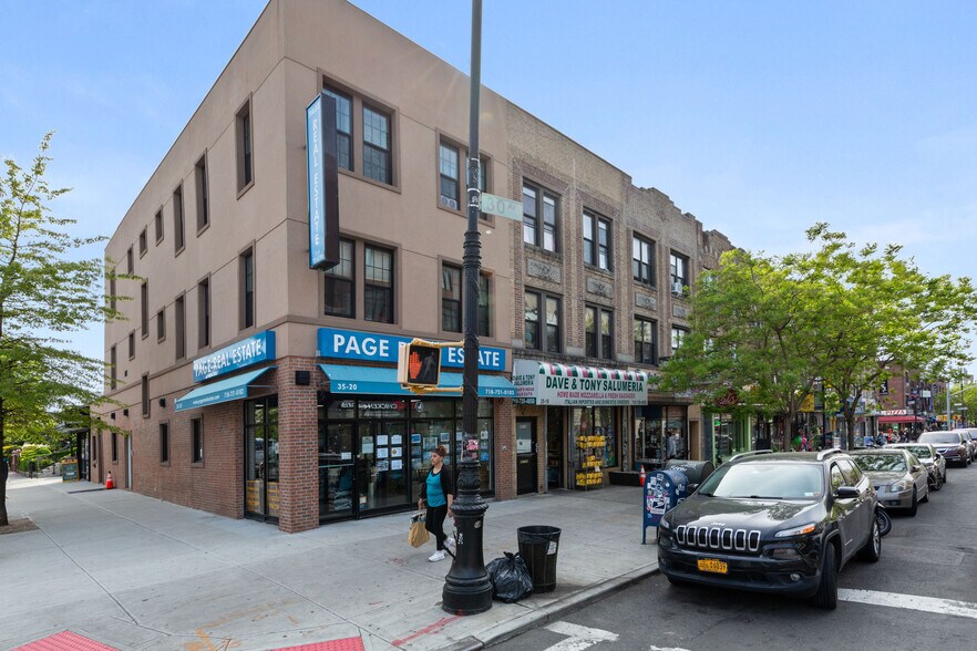 More Photos Of 3518 30th Ave, Astoria Storefront For Lease