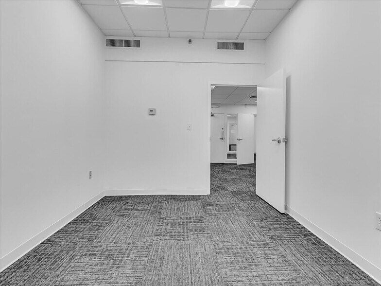 More Photos Of 88 Broad St, Boston Office For Lease