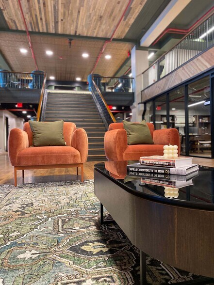 More Photos Of 115 Clinton Ave E, Huntsville Office For Lease